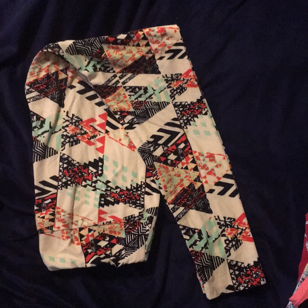 LuLaRoe TC leggings. Print.